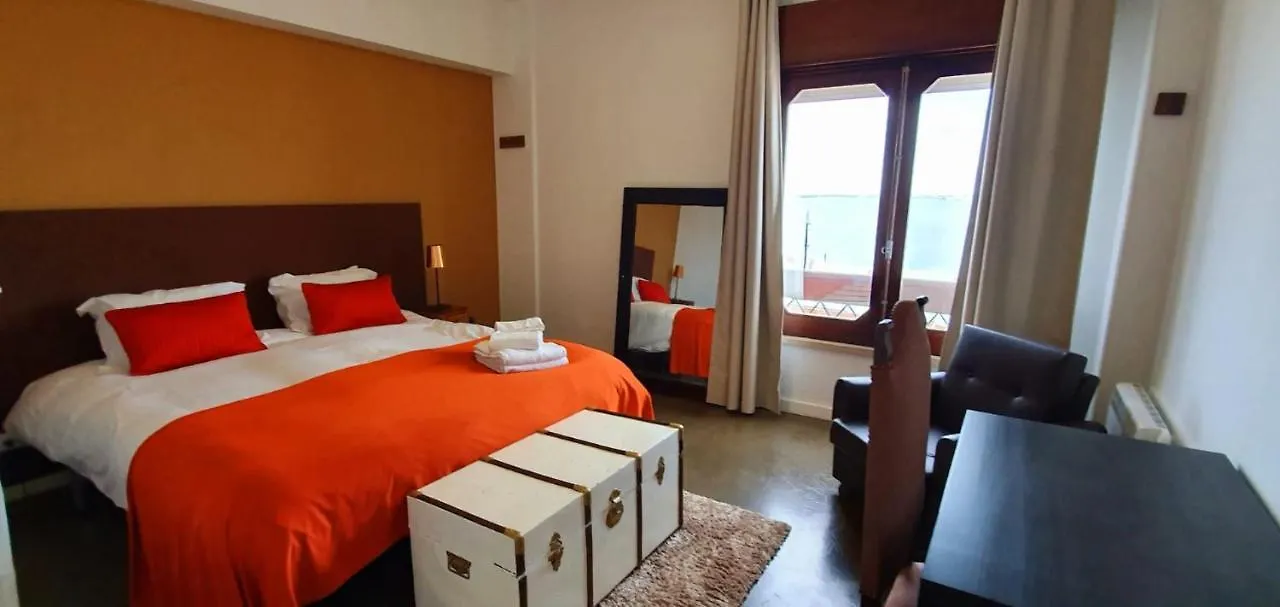 Bed & Breakfast Ra Paraiso Lisbon